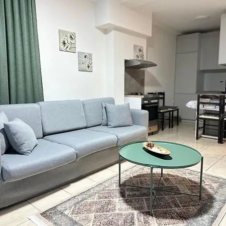 Pazari I Ri: Central Cozy Stay Tirana Exterior photo